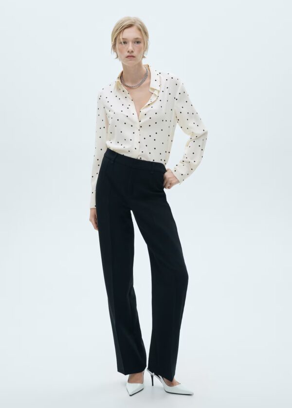 BLUSA BLANCA CON LUNARES